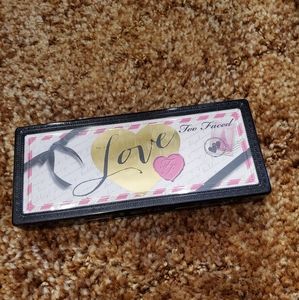 Too Faced Eyeshadow palette